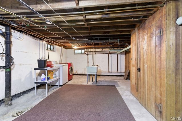 104 East Genesee Parkway, Syracuse, NY 13214