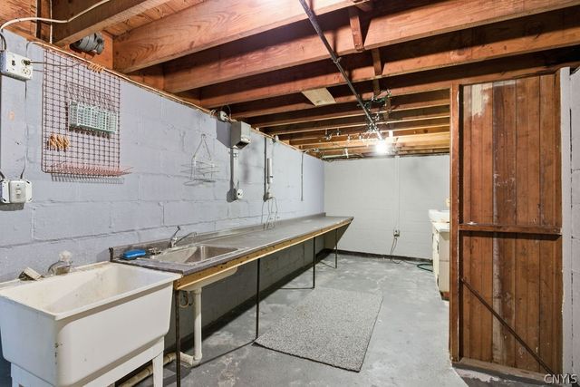 104 East Genesee Parkway, Syracuse, NY 13214