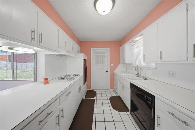 7908 NW 40th Street, Bethany, OK 73008