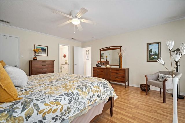 8301 Twin Lakes Drive, Mobile, AL 36695