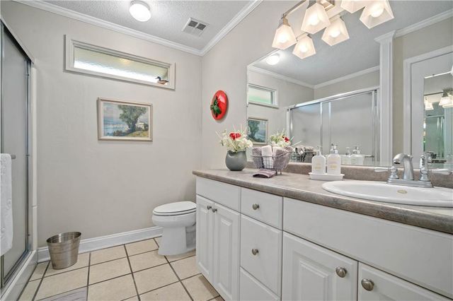 8301 Twin Lakes Drive, Mobile, AL 36695