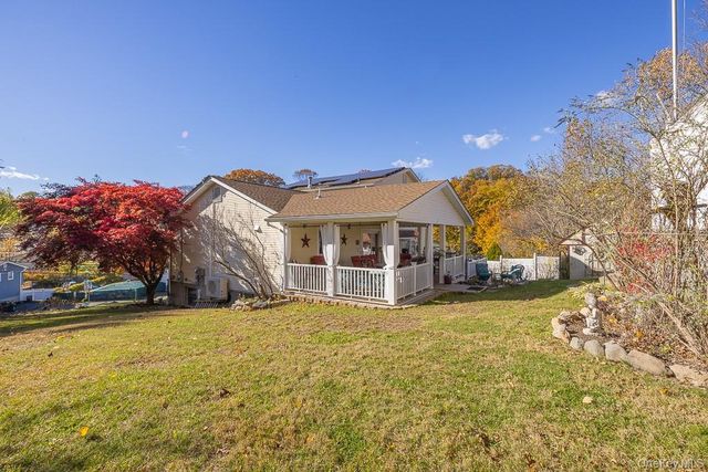 9 Georgian Drive, Stony Point, NY 10980