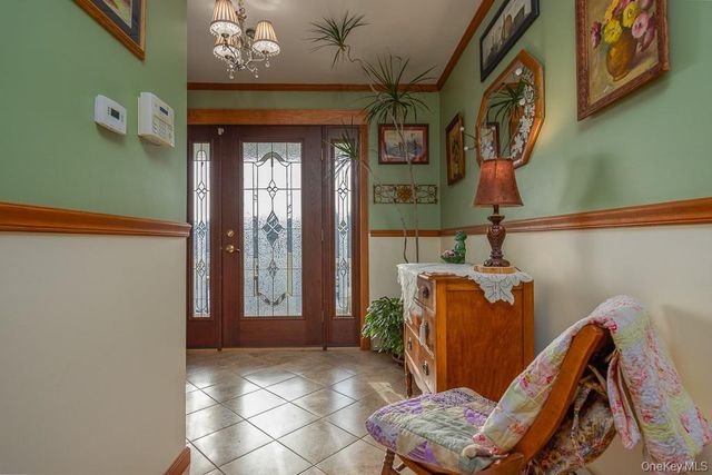 9 Georgian Drive, Stony Point, NY 10980