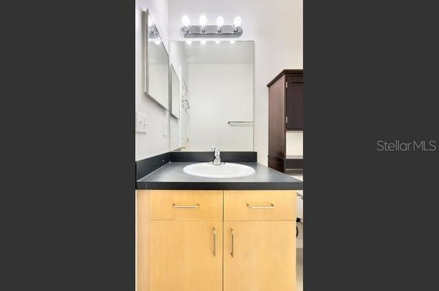 724 4TH AVENUE S 10, St Petersburg, FL 33701