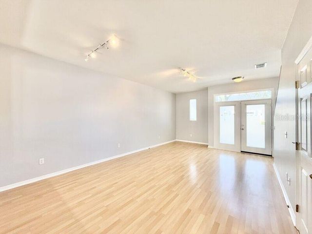 724 4TH AVENUE S 10, St Petersburg, FL 33701