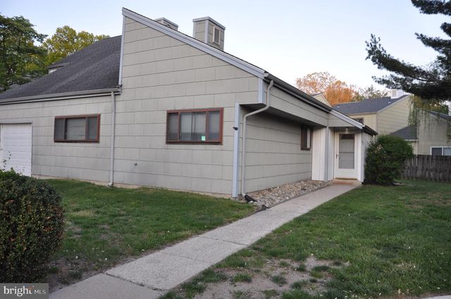 37 CHISWICK DR, Lindenwold, NJ 08021