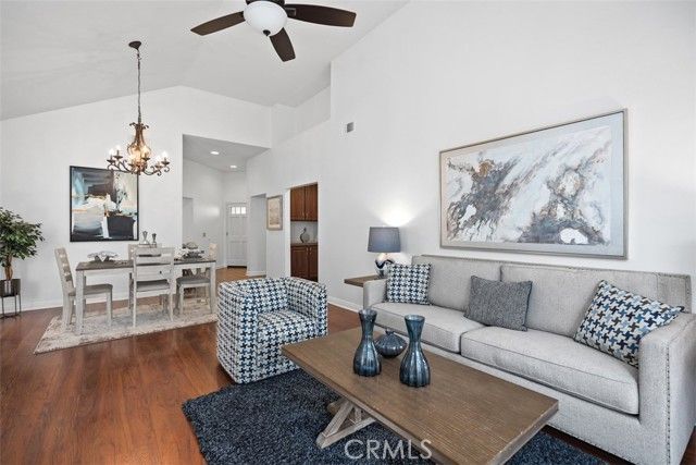 28826 Paseo Campana, Mission Viejo, CA 92692