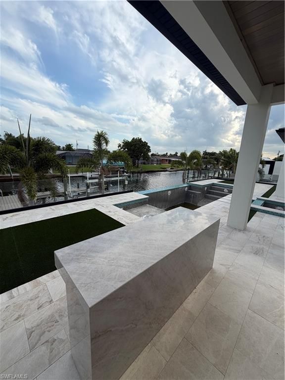 Image 13 of property listing at 156 SW 52nd TER, Cape Coral, FL 33914