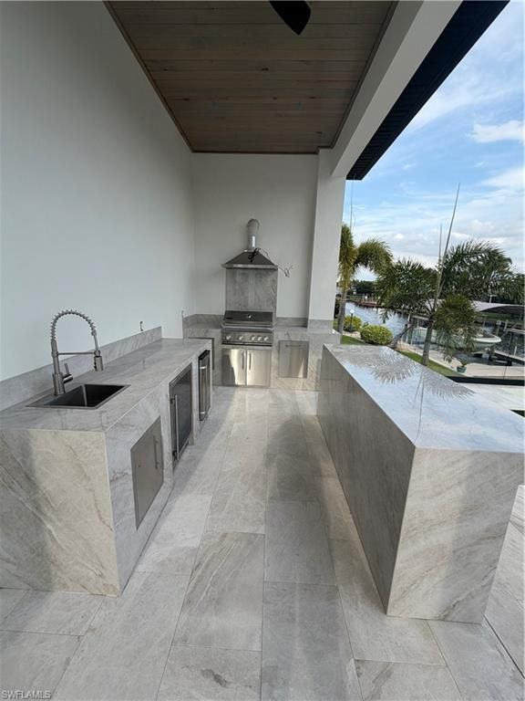 Image 15 of property listing at 156 SW 52nd TER, Cape Coral, FL 33914