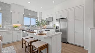 832 Sonia, Irvine, CA 92618