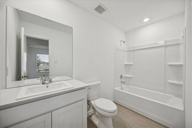 2312 Millard Creek Drive, League City, TX 77573