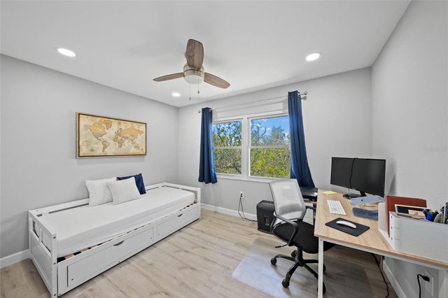 691 GULF BAY ROAD, Longboat Key, FL 34228