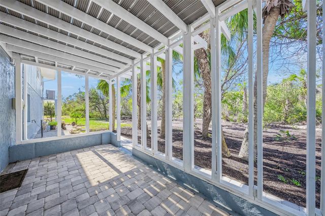 691 GULF BAY ROAD, Longboat Key, FL 34228