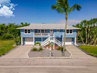691 GULF BAY ROAD, Longboat Key, FL 34228