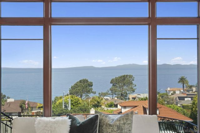 1745 Amalfi St, La Jolla, CA 92037