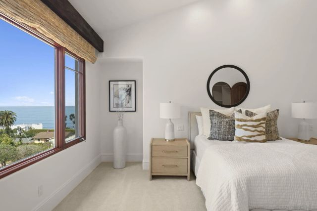 1745 Amalfi St, La Jolla, CA 92037