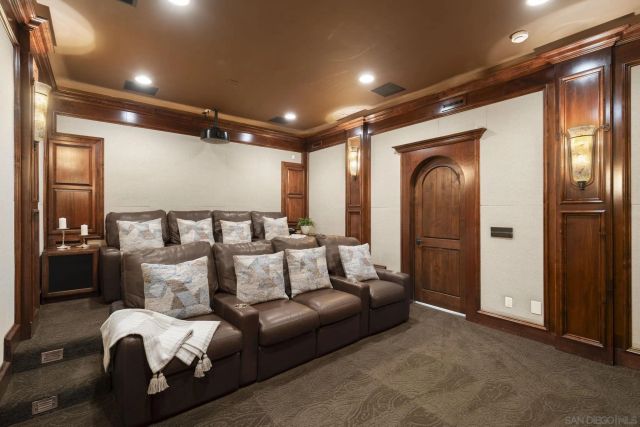 1745 Amalfi St, La Jolla, CA 92037