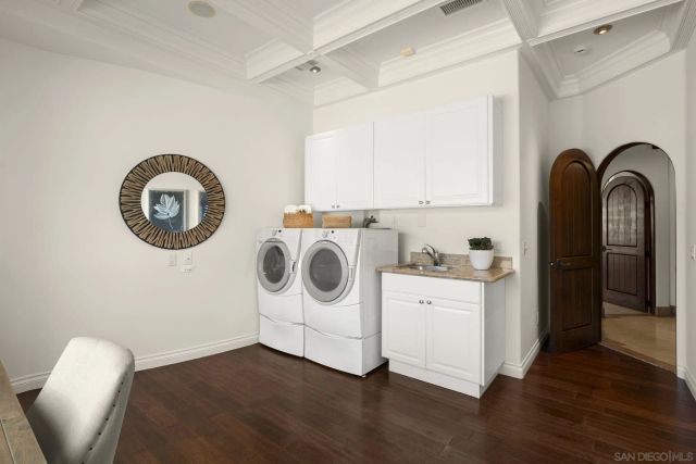 1745 Amalfi St, La Jolla, CA 92037