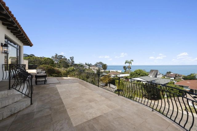 1745 Amalfi St, La Jolla, CA 92037