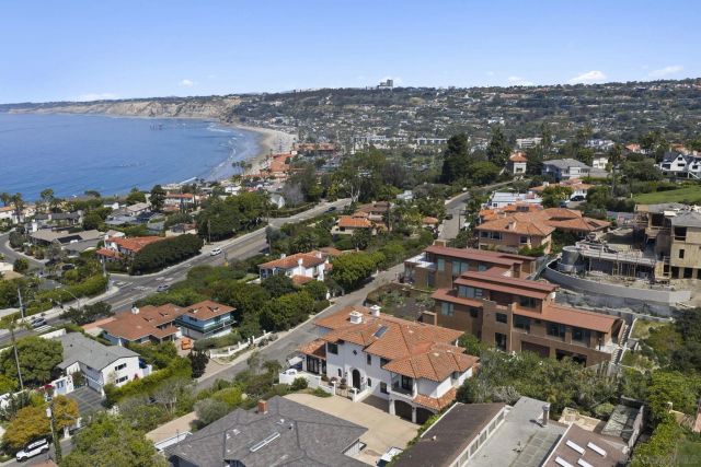 1745 Amalfi St, La Jolla, CA 92037