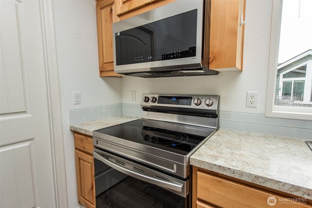 713 W Heritage Loop, Sequim, WA 98382