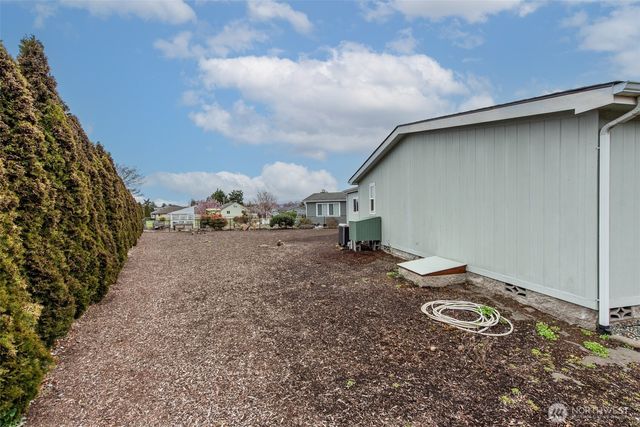 713 W Heritage Loop, Sequim, WA 98382