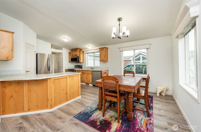 713 W Heritage Loop, Sequim, WA 98382