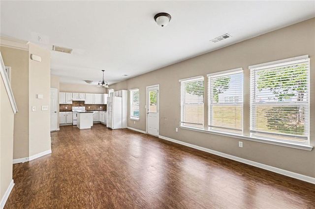 6010 Stonebrook Lane, Austell, GA 30106