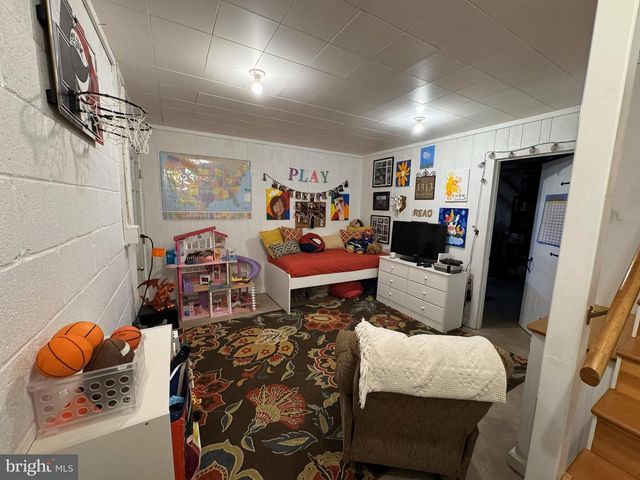 343 MCBATH ST, State College, PA 16801