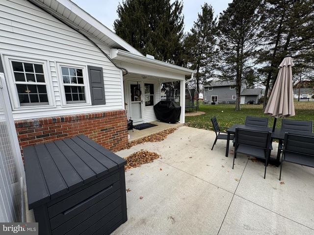 343 MCBATH ST, State College, PA 16801