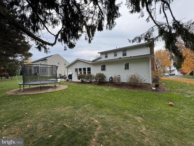 343 MCBATH ST, State College, PA 16801