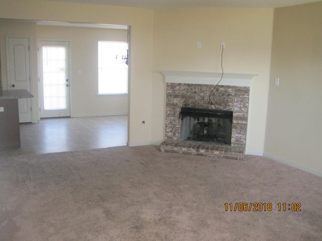 1165 E CORTONA CIR, Memphis, TN 38018