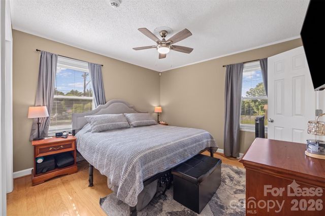 324 Bright Avenue, Bessemer City, NC 28016