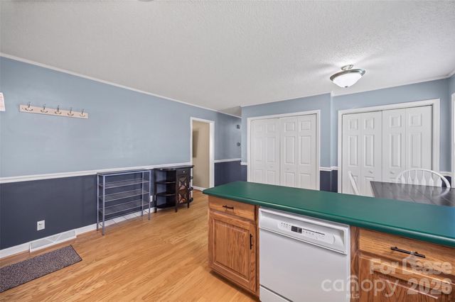 324 Bright Avenue, Bessemer City, NC 28016