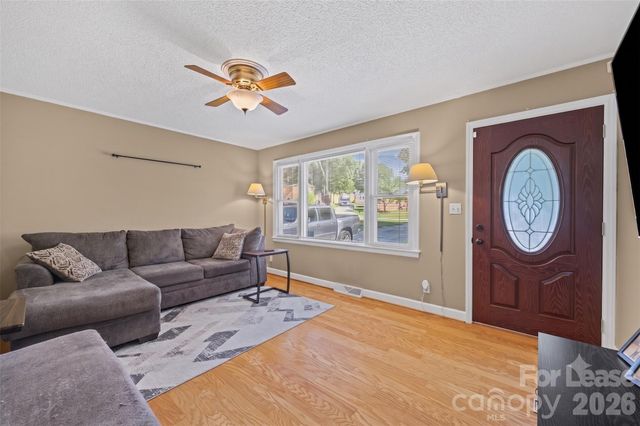 324 Bright Avenue, Bessemer City, NC 28016