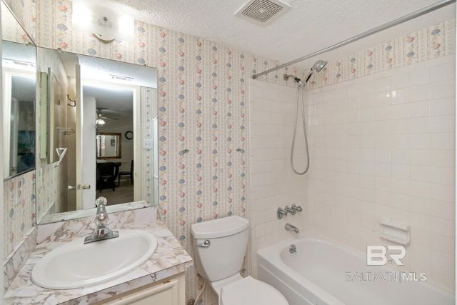 222 Riverbend Drive 222, Mobile, AL 36605