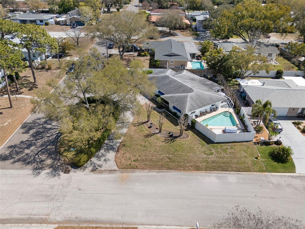 Image 1 of property listing at 1841 MAGNOLIA DRIVE, Clearwater, FL 33764