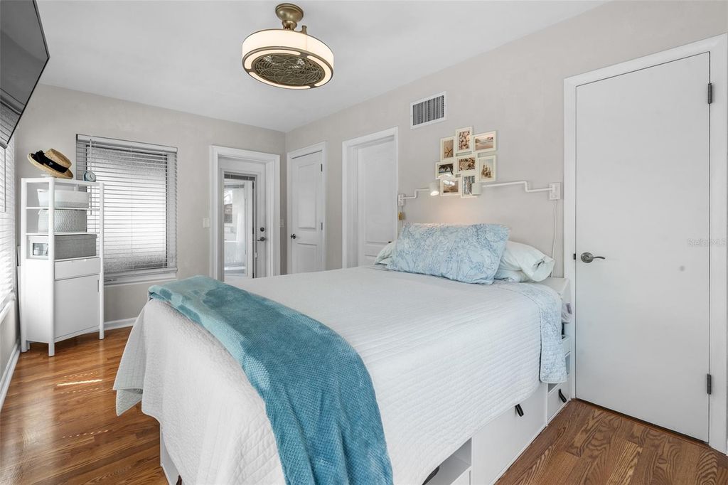 Image 18 of property listing at 1841 MAGNOLIA DRIVE, Clearwater, FL 33764