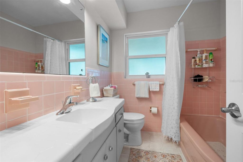 Image 24 of property listing at 1841 MAGNOLIA DRIVE, Clearwater, FL 33764