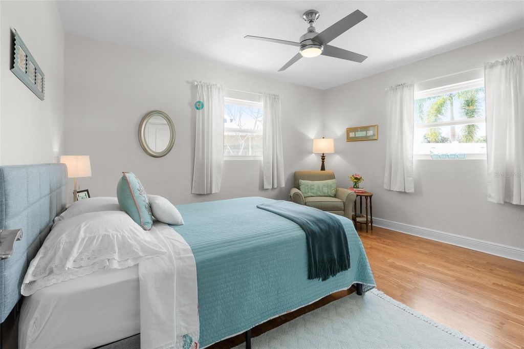 Image 25 of property listing at 1841 MAGNOLIA DRIVE, Clearwater, FL 33764