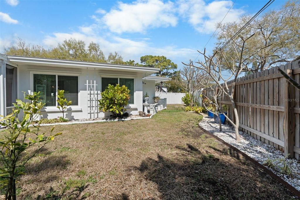 Image 34 of property listing at 1841 MAGNOLIA DRIVE, Clearwater, FL 33764