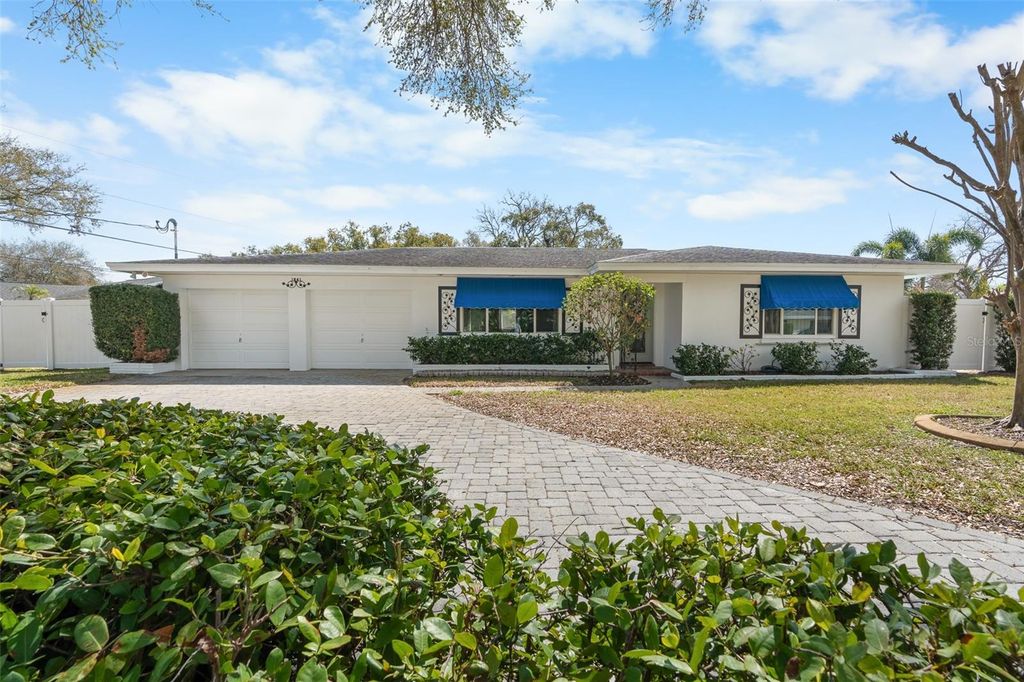 Image 7 of property listing at 1841 MAGNOLIA DRIVE, Clearwater, FL 33764