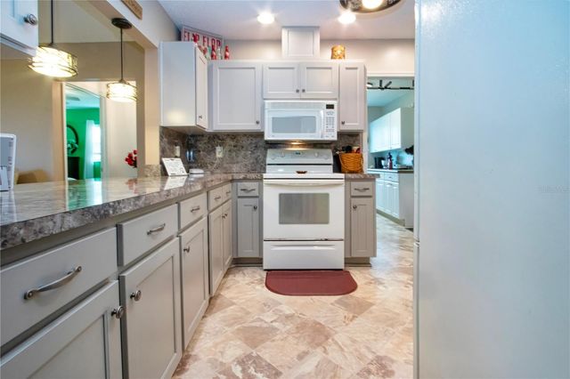 1308 BLUEWATER DRIVE, Sun City Center, FL 33573