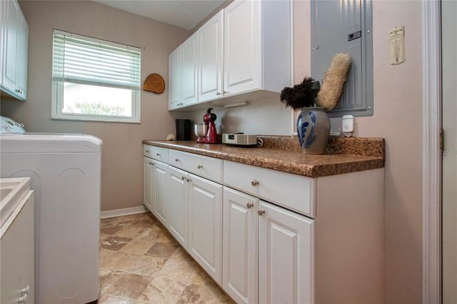 1308 BLUEWATER DRIVE, Sun City Center, FL 33573