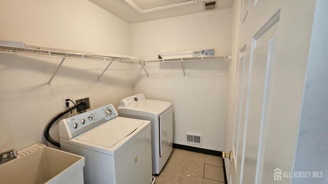 1503 Pheasant Run, South Brunswick, NJ 08852