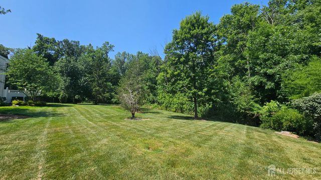1503 Pheasant Run, South Brunswick, NJ 08852