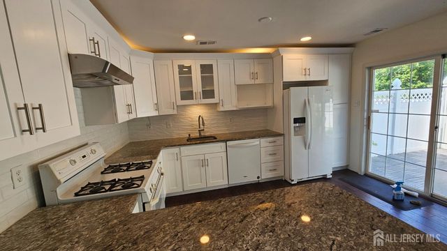 1503 Pheasant Run, South Brunswick, NJ 08852