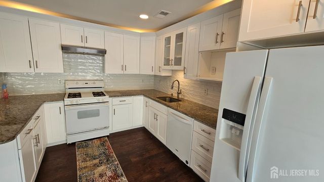 1503 Pheasant Run, South Brunswick, NJ 08852