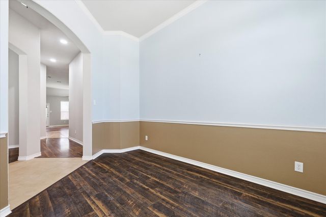 629 Lake City Drive, Lewisville, TX 75056