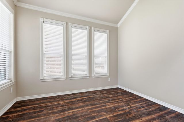629 Lake City Drive, Lewisville, TX 75056